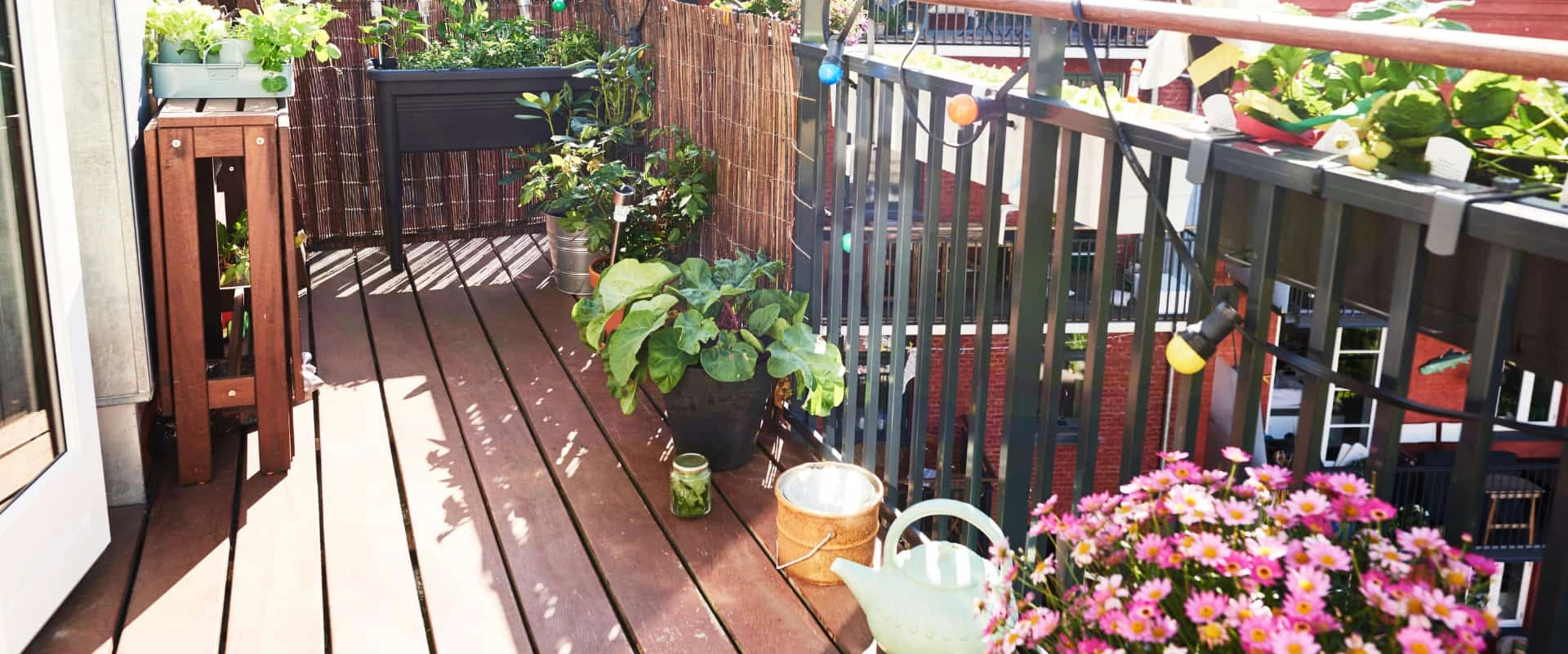 4 Ideas for a Small Balcony Garden